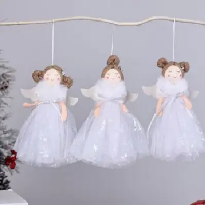 Trio de hadas de la navidad traje blanco